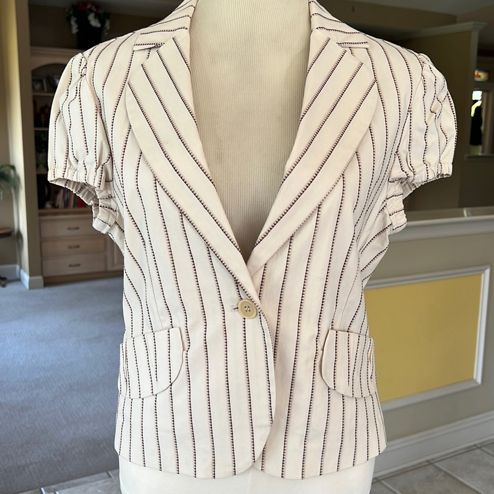 BCBGMAXAZRIA NWT Cap Sleeve Cream Jacket Size M Medium Cotton